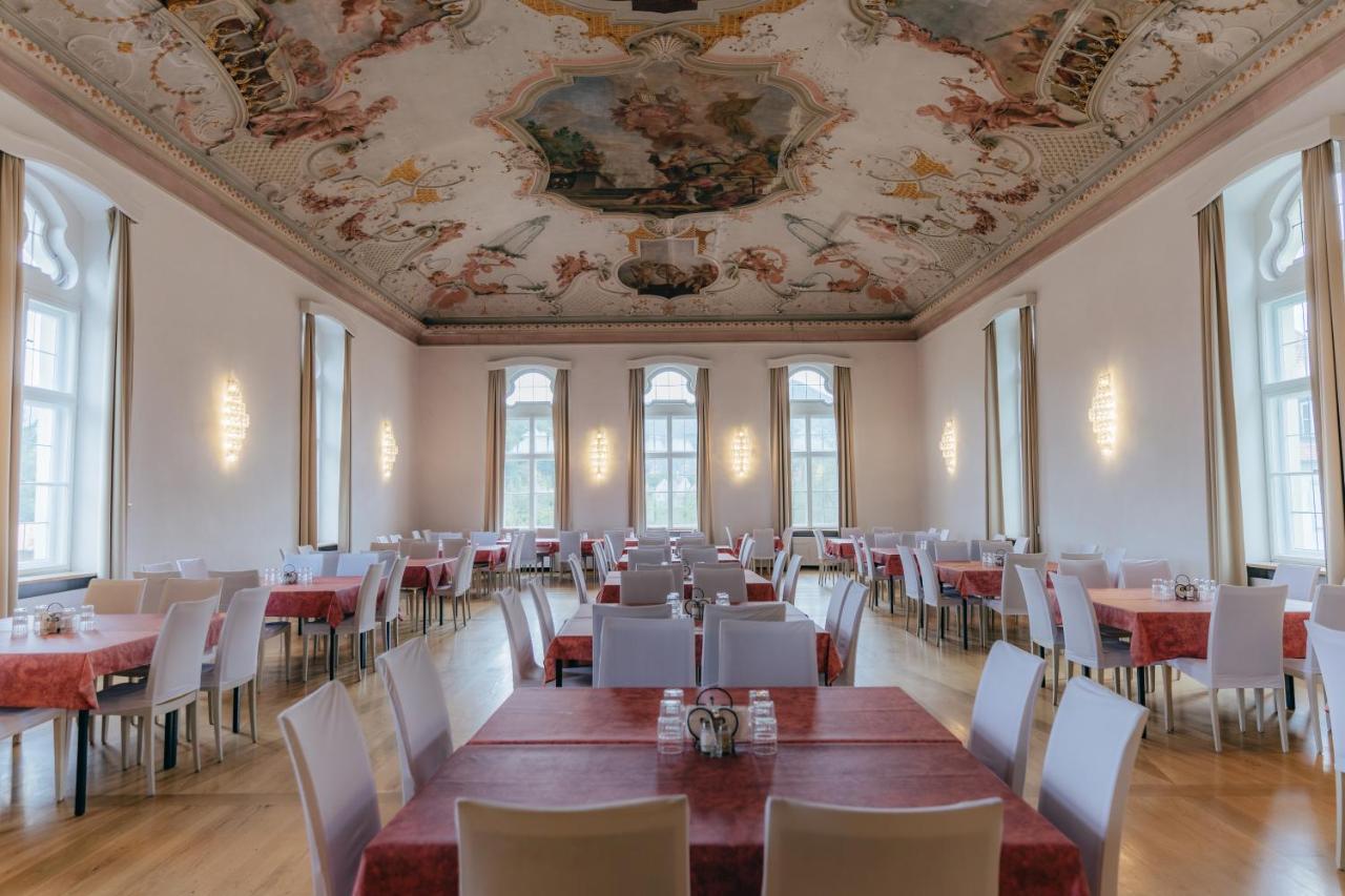 Kloster Benediktbeuern - Gastehaus Der Salesianer Don Bosco Exterior foto